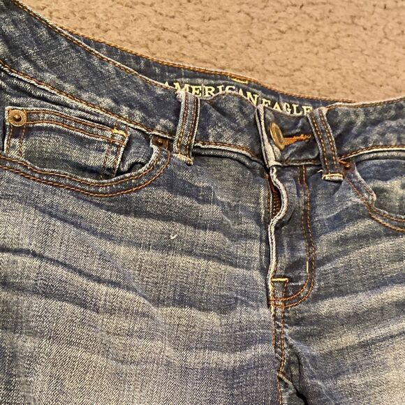 American Eagle Super Stretch Denim Shorts Size 2 - Picture 3 of 12